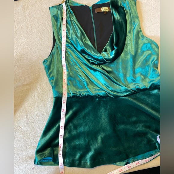 Eva Franco for Anthropologie Peplum Top Crushed Velvet Green Size 2 - Picture 9 of 12
